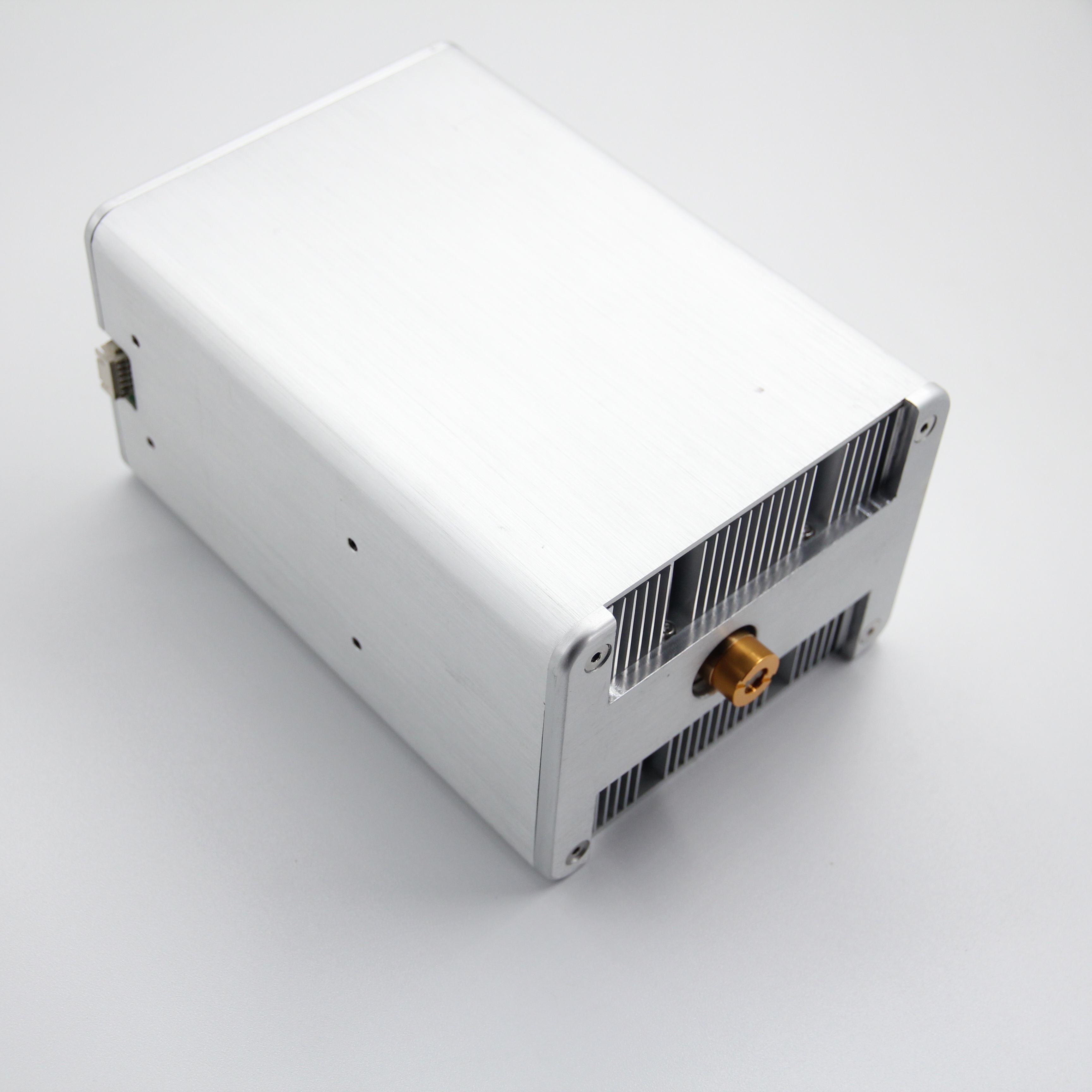 Hochleistung 435nm 80W Blaues Lasermodul mit Luftkühler für Laserkramer